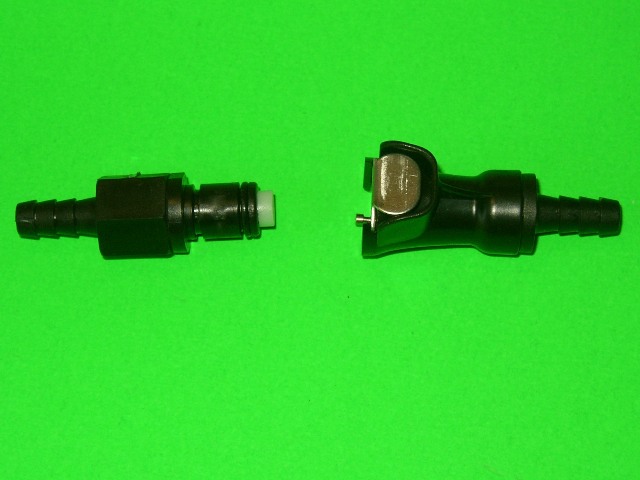 RD250D Fuel Line Balance Pipe Quick Coupler