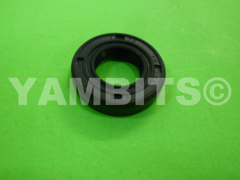 RD350 YPVS F1 Gear Shift Oil Seal