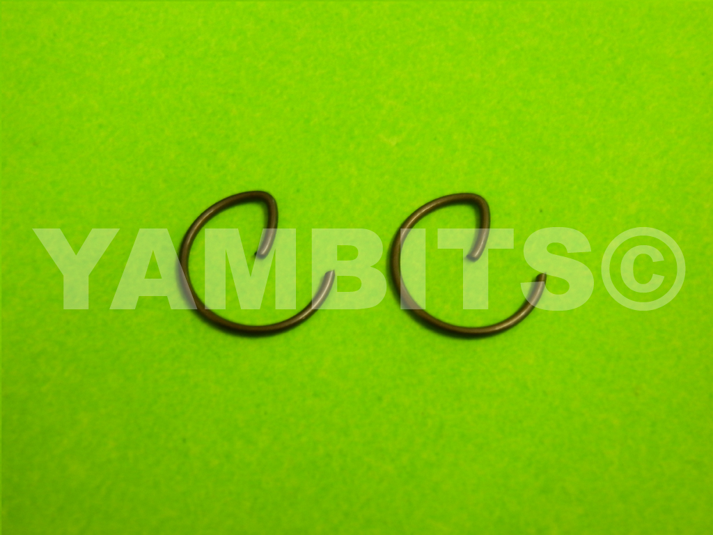 RD125 (aircooled) Piston Circlips