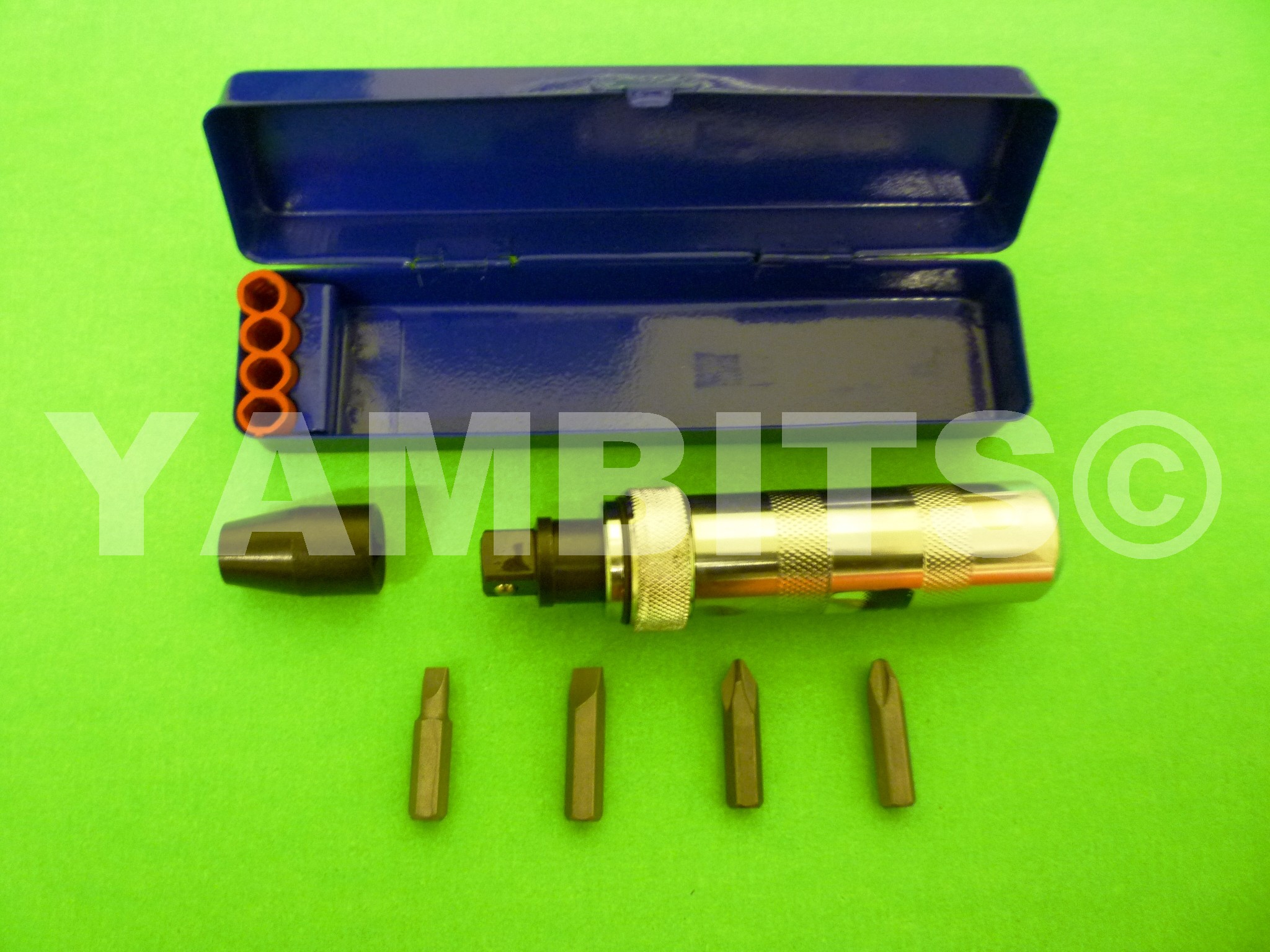 DT125MX Impact Screw Driver