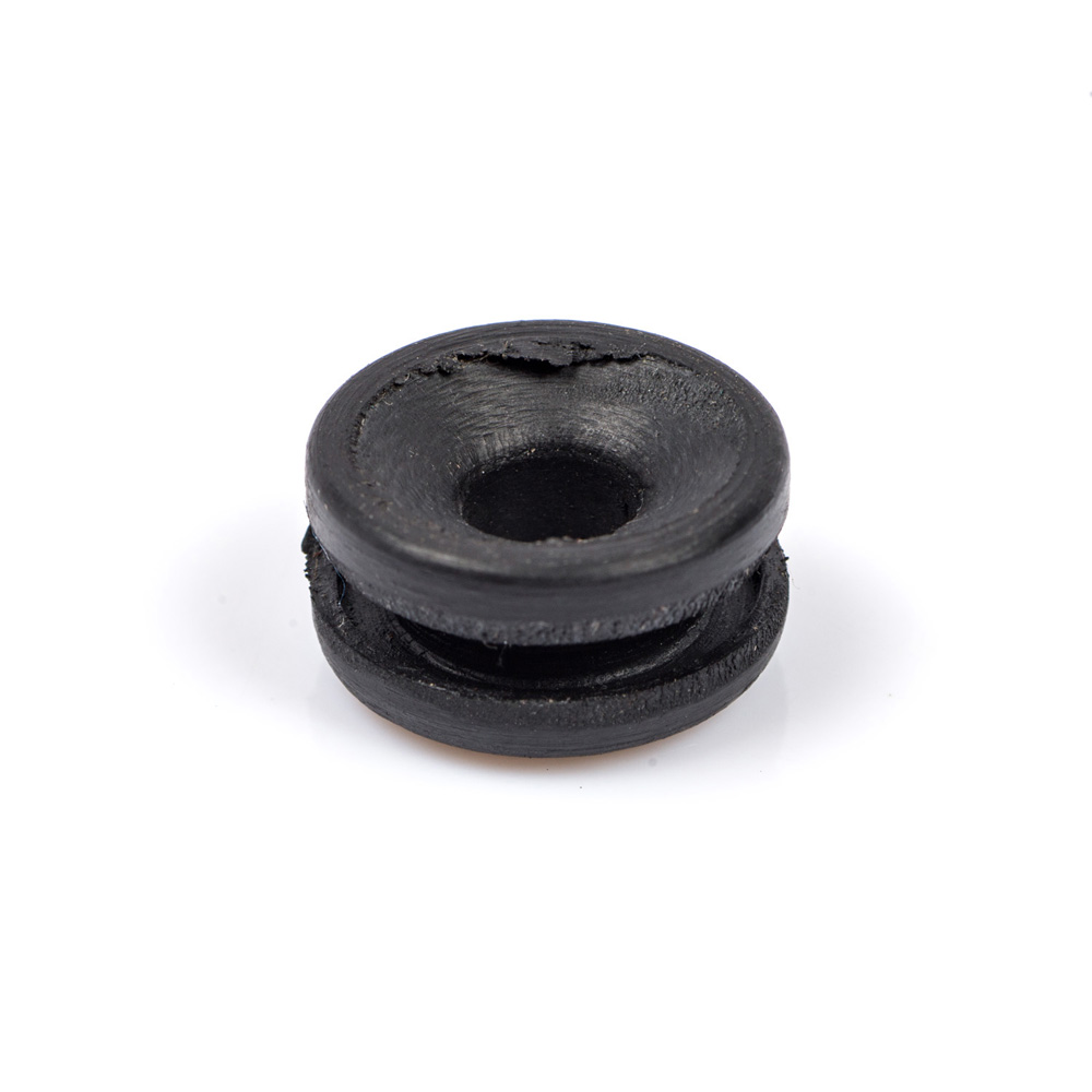 DT100 Airbox Mounting Grommet L/H